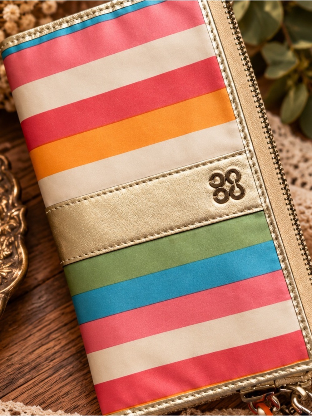 Liz Claiborne Multicolor Striped Zip Around Wristlet Wallet Faux Leather Accordi
